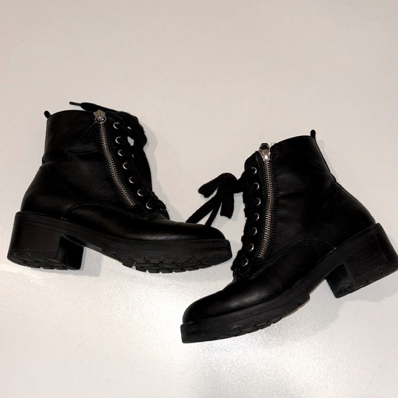 Black combat boots - Picture 2 of 4